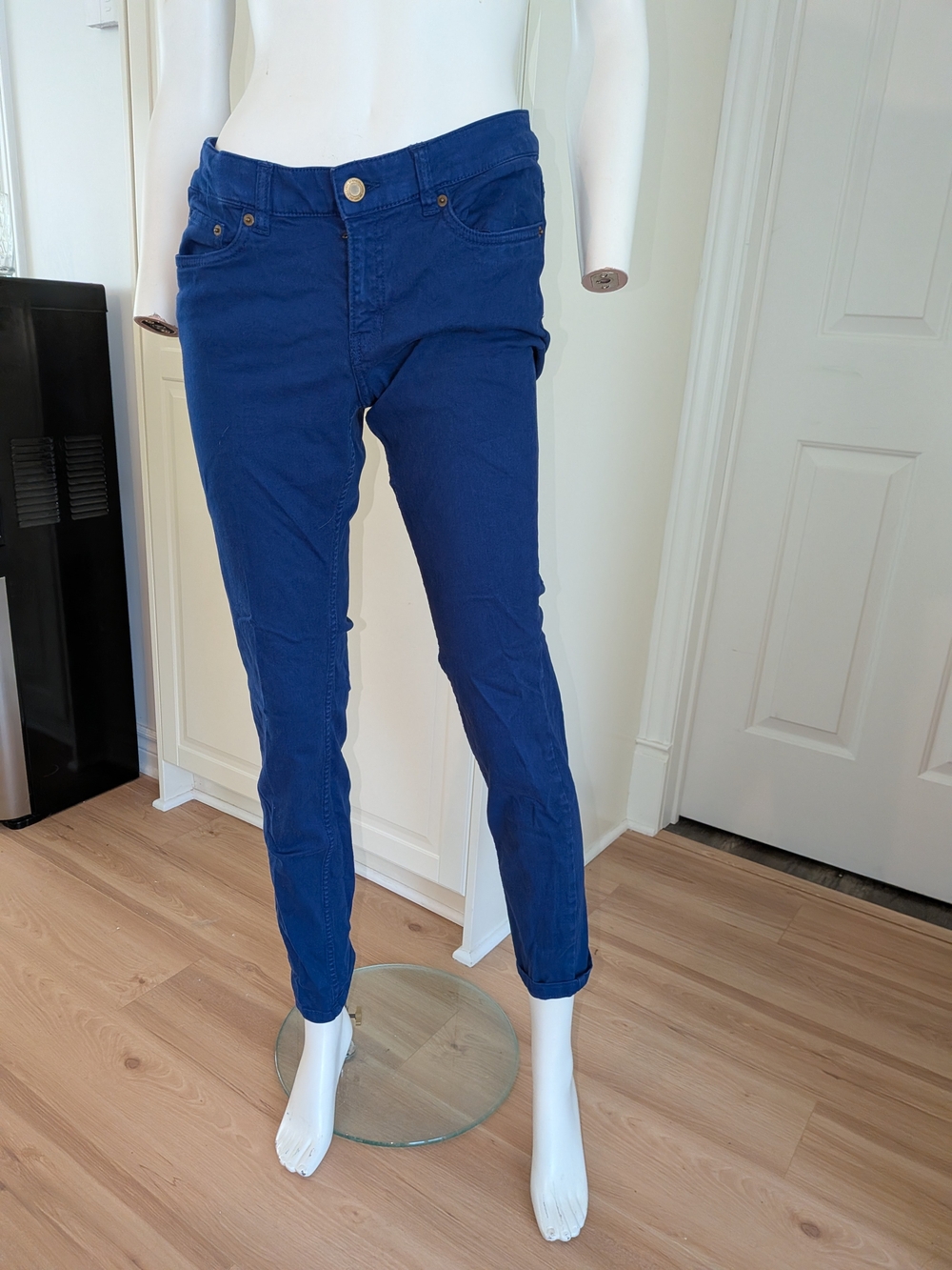H&M Deep Blue Cropped Slim Jeans